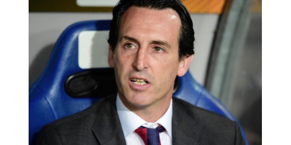 Emery trener Paris over hundre kamper